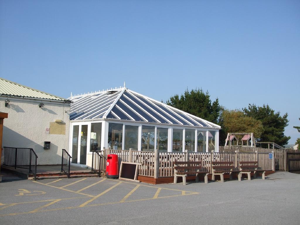 Chalets & Lodges At Atlantic Bays Holiday Park Padstow Kültér fotó